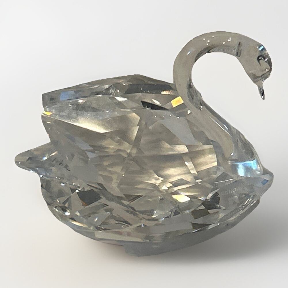 Swarovski Figurine: 010005 Large Swan No Box - Excellent condition